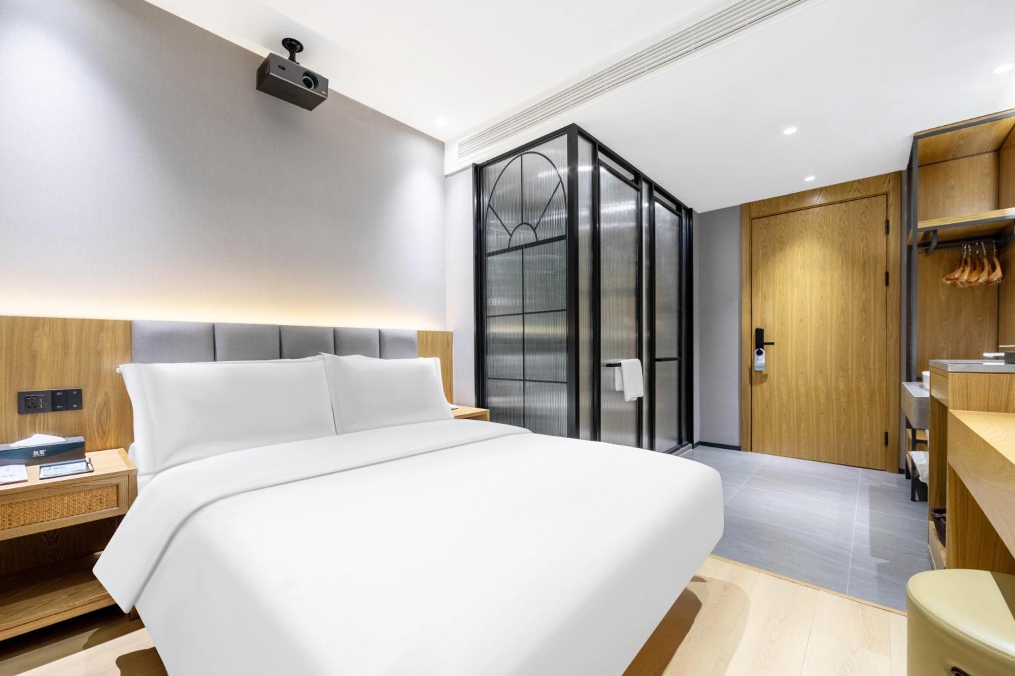 True Go Hotel - Shanghai Jing'An Temple Nanjing West Road Exterior foto